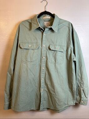 L.L. Bean Mens Traditional Fit Large Regular 100% Cotton Button Down Sage Green